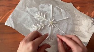 DIY Декоративные снежинки из ватных палочек !.mp4