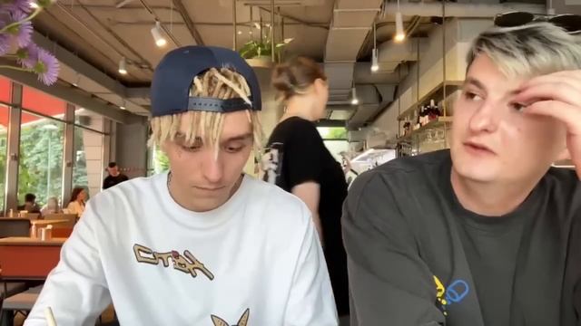 IRL Злой и lil morty гуляют в Киеве