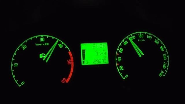 Skoda Fabia II 2 1.4 tdi bnm 70/155 stock 0-100 km/h acceleration смотреть онлайн