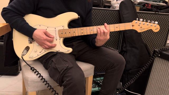 1994 Fender Stratocaster 40th anniversary American Standard Olympic white смотреть онлайн