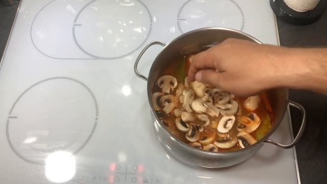 Рецепт Том ям с кокосовым молоком смотреть онлайн