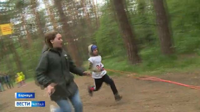 В Барнауле провели любительские соревнования по каникроссу