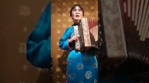 Содном-Дашиева Долгор  Зүдхэли  нютаг  Буряад арадай дайнай уеын дуун "Бэшэл юм аа гу?"