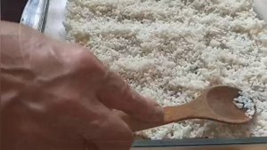 Куриная голень с рисом в духовке