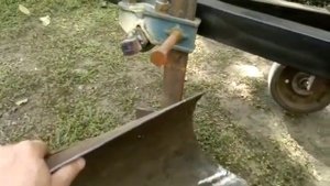 Двухкорпусный плуг из баллона