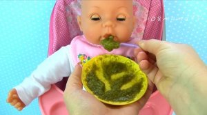Куклы Пупсики Маша Кушает Детское Пюре Игрушка Сюрприз Котёнок: Pretend Play with Baby Doll