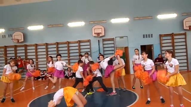 Команда "Чирлинг-бай" СШ № 5 г. Новогрудка смотреть онлайн