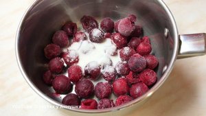 Самый вкусный бисквит на молоке с добавлением сливочного масла Бисквитный торт с ягодным кремом