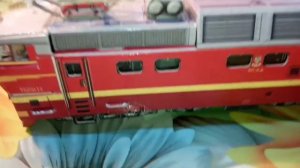 Электровоз ЧС2Т от умной бумаги.