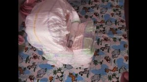 Коляска из памперсов - подарок на рождение ребенка своими руками / Stroller made of diapers