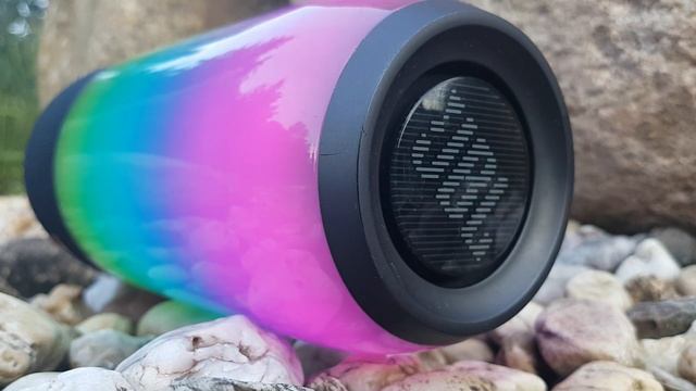 Jbl pulse 3 bass test 100* (extreme bass)