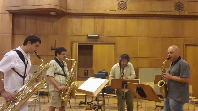 Sax Forum Quartet- Mercy, Mercy.mpg смотреть онлайн