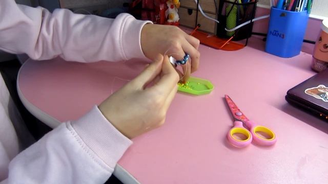 Кольцо"вишня" из бисера. смотреть онлайн