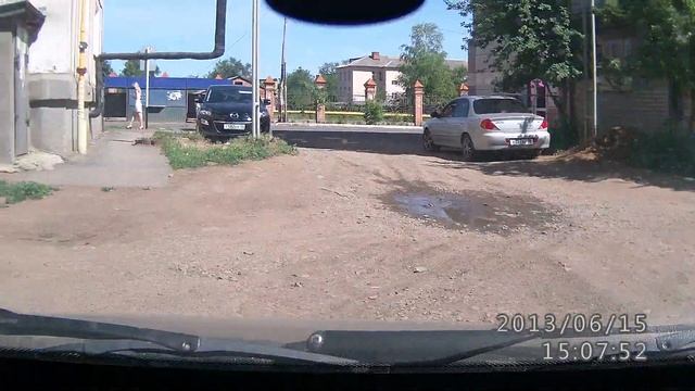 Тест видеорегистратора SUPRA SCR 510 днем смотреть онлайн