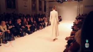 Кошмар любой модели – падения на подиуме.