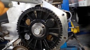 УМЗ-4215, глубина отверстия, под резьбу шпилек лобовой крышки блока цилиндра. (УМЗ-4216)