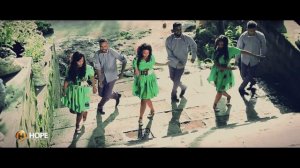 Abenet Demissie - Belu Enji | በሉ እንጅ - New Ethiopian Music 2018 (Official Video)