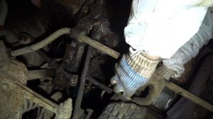 САЛЬНИКИ ПОЛУОСЕЙ - ИЗ ПОД НИХ ВСЕГДА БЕЖИТ МАСЛО. БЕСКОНЕЧНЫЙ РЕМОНТ НИВЫ  . КУПИЛ НИВУ ЗА 35 000