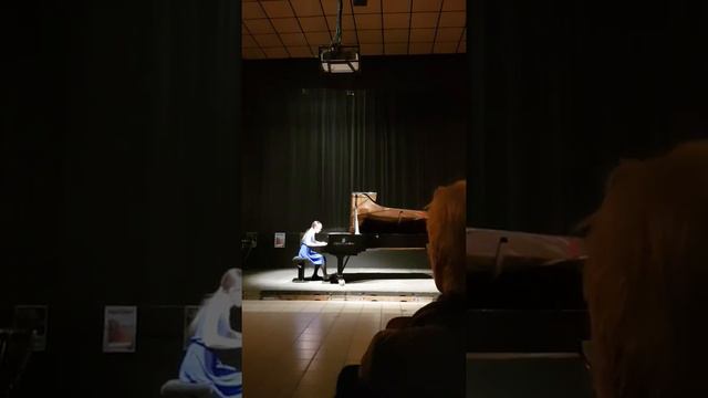 Ника. Шлецер
