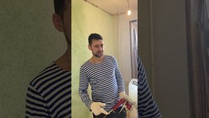 Жидкие обои при помощи картушного пистолета