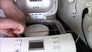 Как приготовить йогурт в хлебопечке? Да, очень просто!