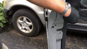 How to change door lock cylinder on a Mercedes Benz W163 ML320 ML350 ML430 ML500