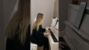 Батырхан Шукенов – Твои шаги на пианино