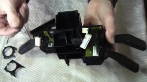 Гитара  Volkswagen Passat В6 Как снять или заменить ручки подрулевых переключателей ?