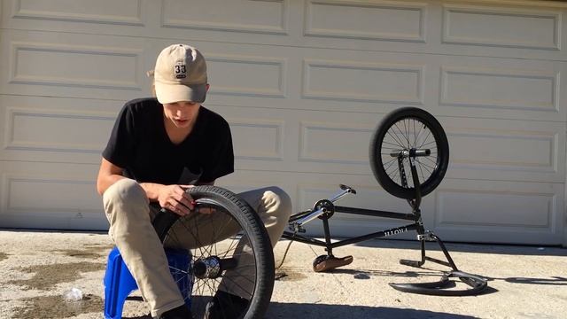 How To Replace A BMX Tube/Tire +Clips