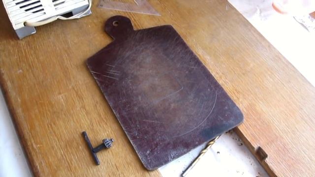 Пчеловодство. Самоделки. Как сделать стол для ручного фрезера из подручного материала своими рукам смотреть онлайн