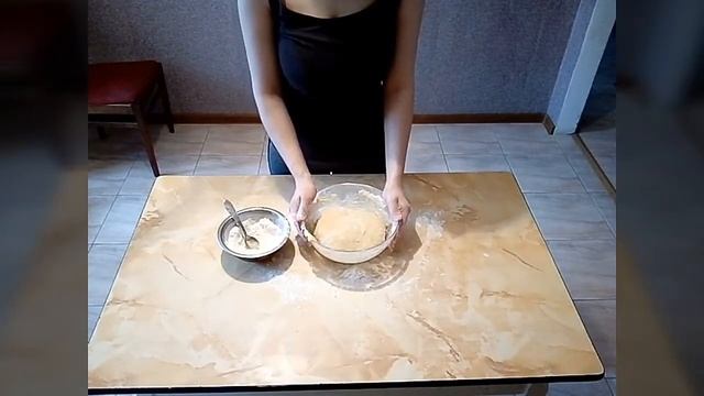 ДРОЖЖЕВЫЕ БУЛОЧКИ пышные С ИЗЮМОМ//Вкусные,мягкие,влажные//