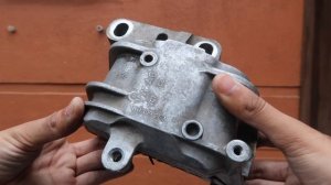 Volkswagen Engine Mount Replacement  - New Vs Old Bad Mount Symptoms - Say Goodbye to Vibrations