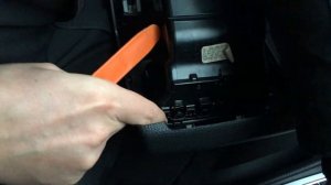 Как снять задний дефлектор обдува салона Volkswagen Passat NMS