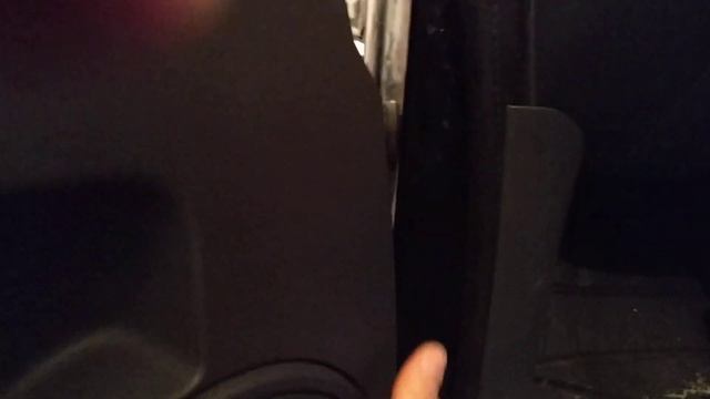 Как снять переднюю дверную карту на MITSUBISHI*COLT* смотреть онлайн