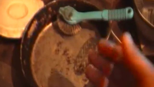 004 Тема: Как отмыть бесхимии каструлю и сковороду. смотреть онлайн