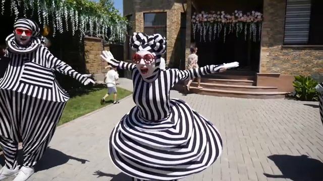 Свадьба. Бишкек. Выкуп невесты. Полосатики. Free art Dance Show. смотреть онлайн