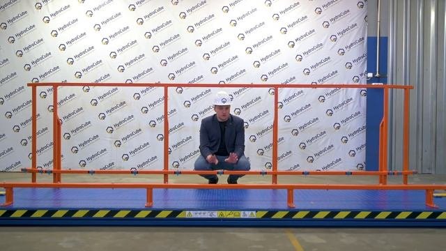 Низкопрофильный подъемный стол | Ножничный подъемник от компании «ГидроКуб»