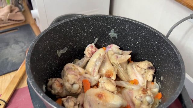 ВКУСНЫЕ МАКАРОНЫ с Крылышками. Обед за 20мин! смотреть онлайн