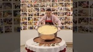 турецкий повар Бурак Оздемир готовит плов. #cznburak Turkish chef Burak Özdemir