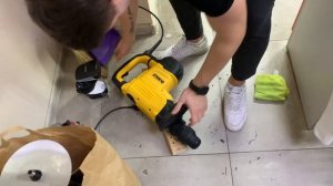 Отбойный молоток Dewalt d25872k