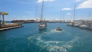 Перегон яхты с Канарских островов | Часть 1 ремонт и спуск яхты на воду