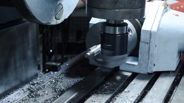 Токарка, фрезеровка и шлицы однозубой фрезой - деталь для 1И611П смотреть онлайн