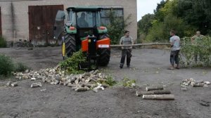 Испытание измельчителя веток   TN-180T. Дробилка для веток Технова.