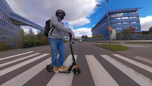 SURPASS - Trottinette 8 Pro Black - SURPMOBTROT8PROB смотреть онлайн