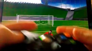 Как делать ложную рабону в Fifa 14 на джостике .