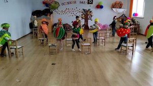 "Архитский детский сад "Улыбка" средняя группа "Одуванчики" танец "Овощей и фруктов "