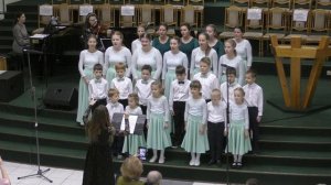 "Вот первая звёздочка в небесах"(песня о маме)-детский хор.