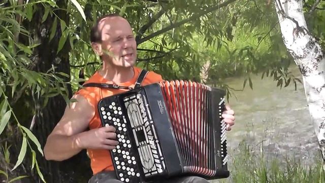 Красивые песни о деревенской жизни. Черемуха. Исполняет Иван Плахута. смотреть онлайн