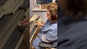 Шапка резинкою 1х1 на 4 клина. В‘язальна машина 5 класу