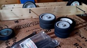 Тренажер роликовый для спины и позвоночника своими руками